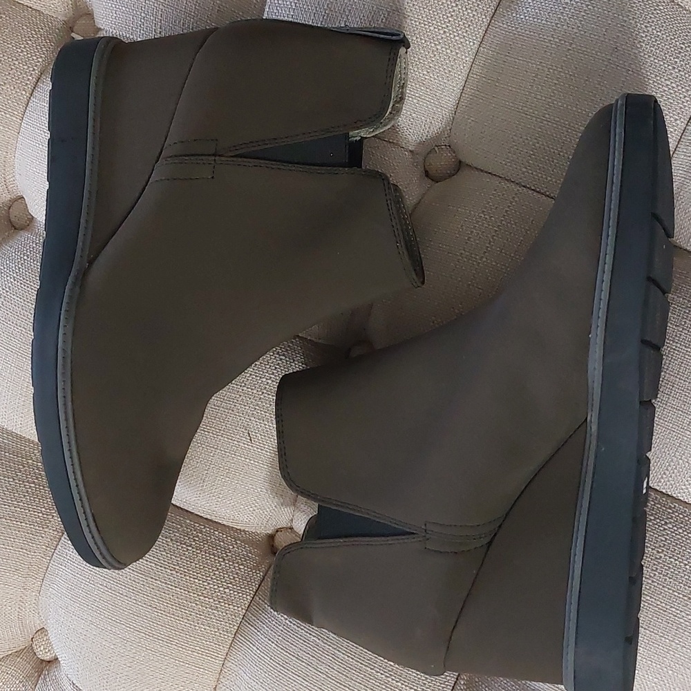 Dr. Scholls Johnnie bootie